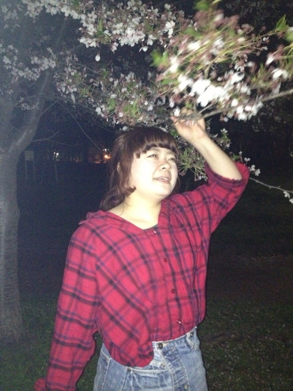 夜 桜 a n d . . . . ._b0181732_9564734.jpg
