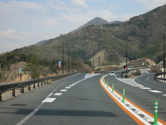 開通した、国道2号線東広島バイパス・中野ＩＣ～瀬野西ＩＣを走る　その1_b0095061_8251414.jpg