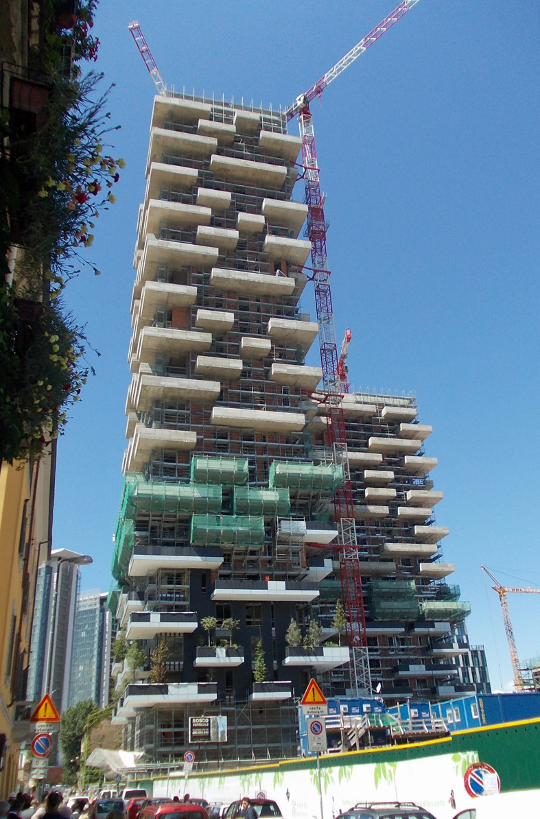 Bosco Verticale-1　ミラノ再開発「垂直の森」_d0262144_83054100.jpg