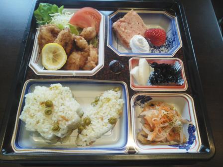 お花見_b0237604_8352315.jpg