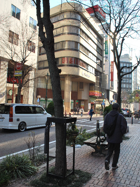 仁壽生命横浜支店、不動貯金銀行横浜支店(建築家・関根要太郎作品研究)_f0142606_15293456.jpg