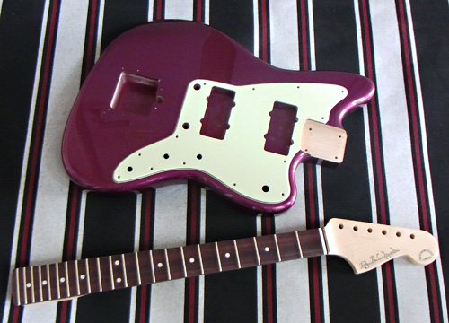 「Redish Purple Mica MetaのPsychomas」の塗装完了!_e0053731_1939961.jpg