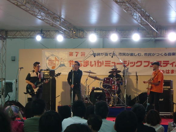 f0214459_8562386.jpg