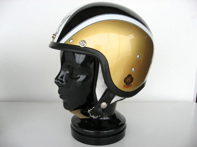 在庫一点限り！特価！Kangol Meteor Type \"SPACE ROCKET\" GOLD×BLACK_a0160654_1332856.jpg