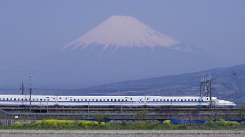 4/10 富士山が見えたなら、名所で。_e0094492_07205519.jpg