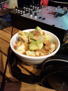 blog;アボガド・チキン丼_a0103940_14132389.jpg