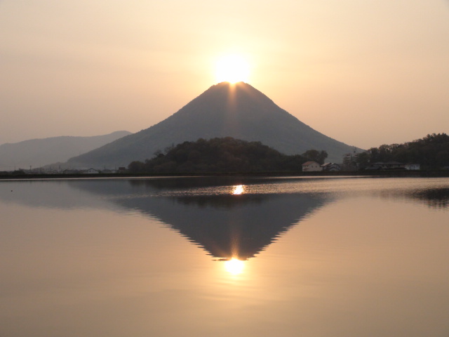 香川の讃岐富士の八景色とW讃岐ダイヤモンド富士・・・2014/11/16_f0231709_10242870.jpg