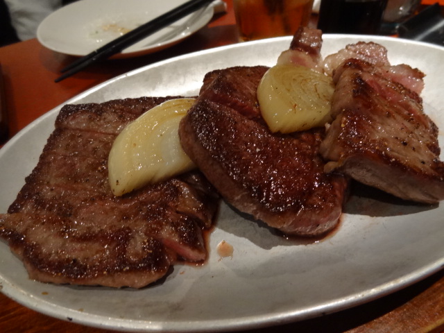 「コレド室町」を見てステーキを食いワインを飲み老化の弊を痛感_e0016828_11463752.jpg