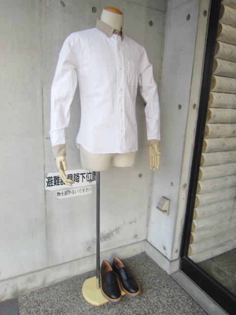上品なようで・・・WORK な感じも!?・・・ FULL COUNT クレリックSHIRTS!★!_d0152280_5224372.jpg