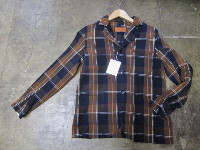 上品なようで・・・WORK な感じも!?・・・ FULL COUNT クレリックSHIRTS!★!_d0152280_5255545.jpg