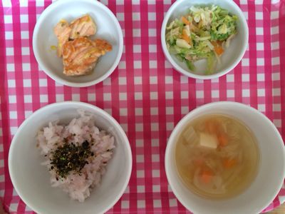 4月1 6日の給食_c0293682_1821958.jpg