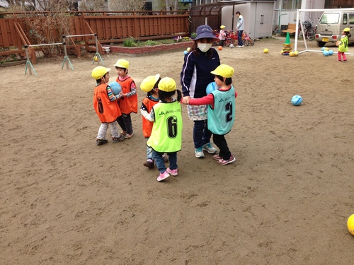 2014.4.16第一ルンビニ園(年中)_e0272194_1415542.jpg