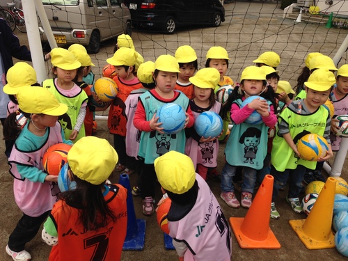 2014.4.16第一ルンビニ園(年中)_e0272194_1464234.jpg