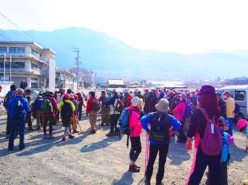 初めての尼厳山トレッキング。_f0320754_942947.jpg