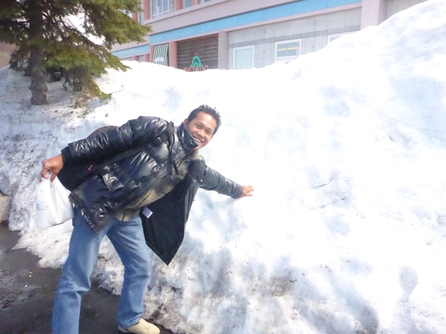 雪のお味は?_c0211615_13545845.jpg