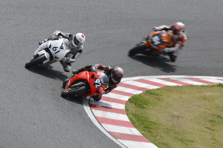 SUZUKA  2&4 RACE  2014　【JSB1000 公式予選】_f0253927_0483758.jpg