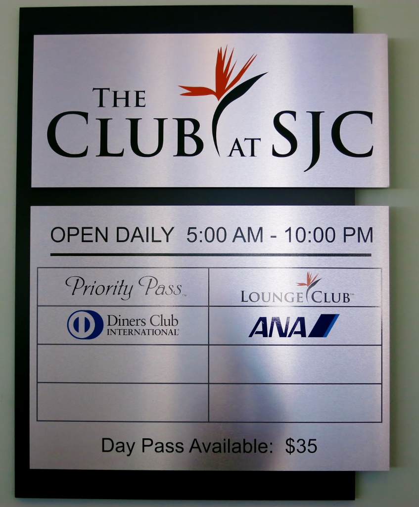 The CLUB SJC・サンノゼ空港ラウンジ_b0083801_18123897.jpg