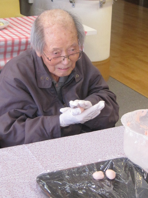 「桜餅と三色団子作り」_e0191174_11492435.jpg