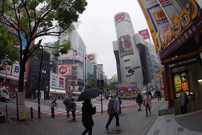 4月21日(火)の渋谷109前交差点_b0056983_1054870.jpg