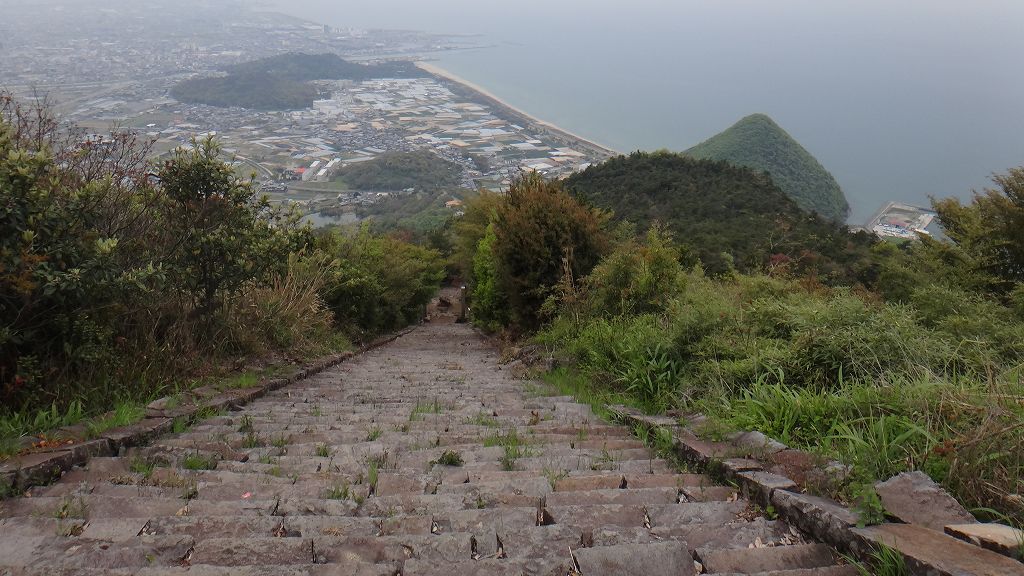 妙見山　（妙見宮）　稲積山　（高屋神社）　寛永通宝　（巨大な砂絵）_b0124306_21344111.jpg