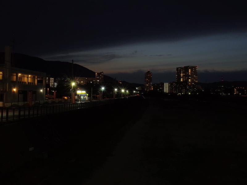 e0329526_22562425.jpg