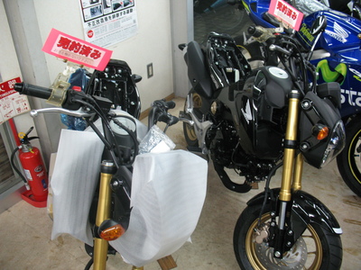 GROMは、必ずバイクザシートインサイド！！_e0114857_21314314.jpg