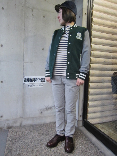 絶大なる人気定番の1本! KHAKI SLIM PANTS 。。。By NUDIE JEANS_d0152280_16342956.jpg