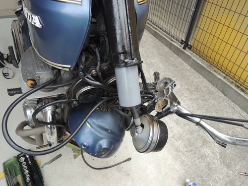 CB750FOUR ステムベアリング交換　②_e0158517_21145655.jpg