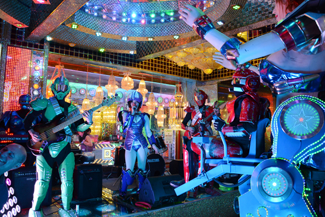 ロボットレストラン画像robot restaurant tokyo_e0171573_14113.jpg