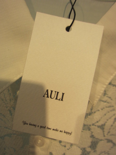 AULI  アウリ　　new debut BRAND_e0076692_15571930.jpg