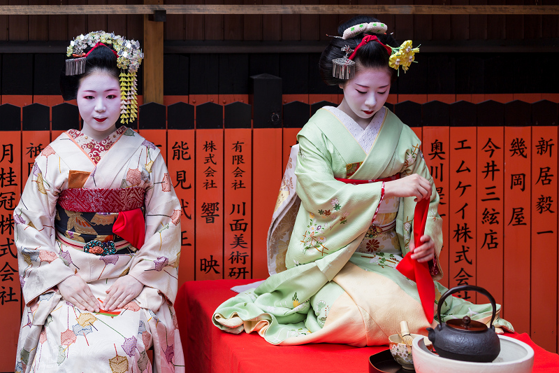 舞妓さんのお茶会（観亀神社）_f0155048_23415694.jpg