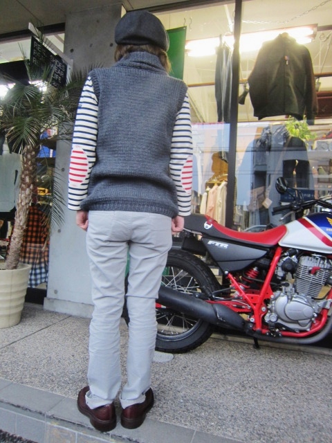 春~初夏にかけて・・・Cotton KNIT SWEATER By OLD DERBY_d0152280_4434879.jpg