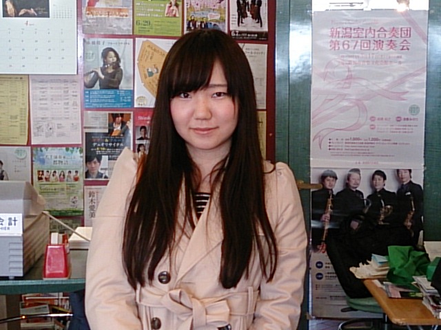 今夜はインストアナイトライブ。_e0046190_1574319.jpg