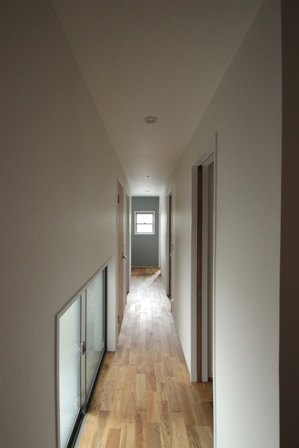 「LDKに畳の部屋が浮かぶ家」の完成写真_f0170331_17341248.jpg