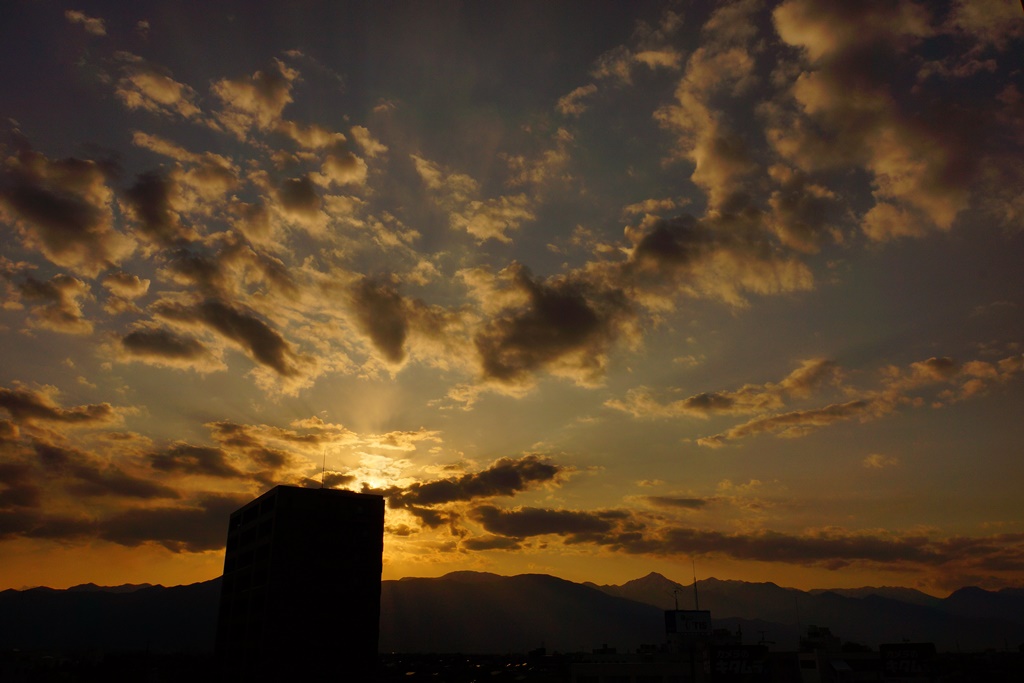 today\'s sunset ４月２４日_e0223456_0196.jpg