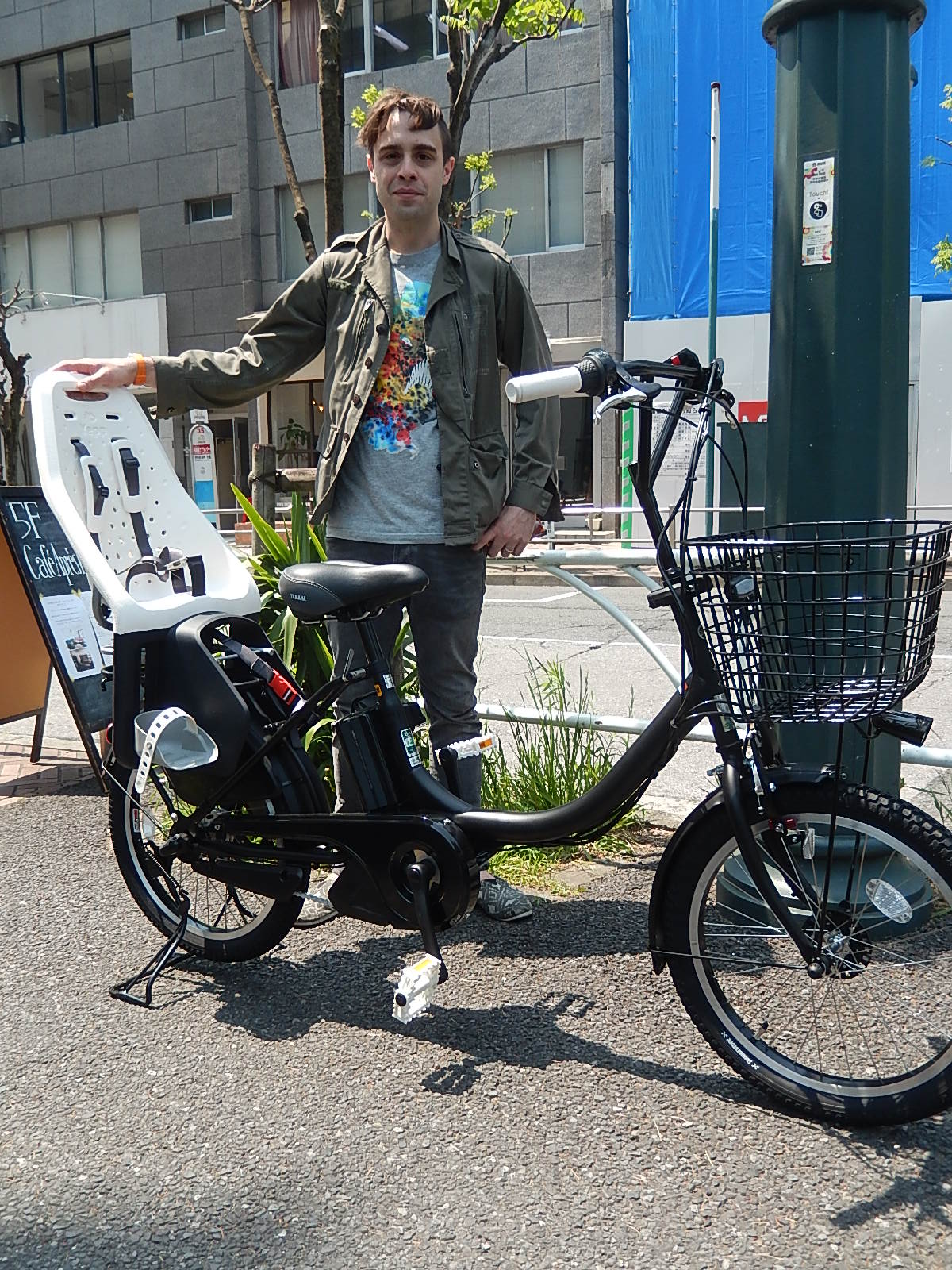 4月25日　渋谷　原宿　の自転車屋　FLAME bike前です!_e0188759_11595225.jpg