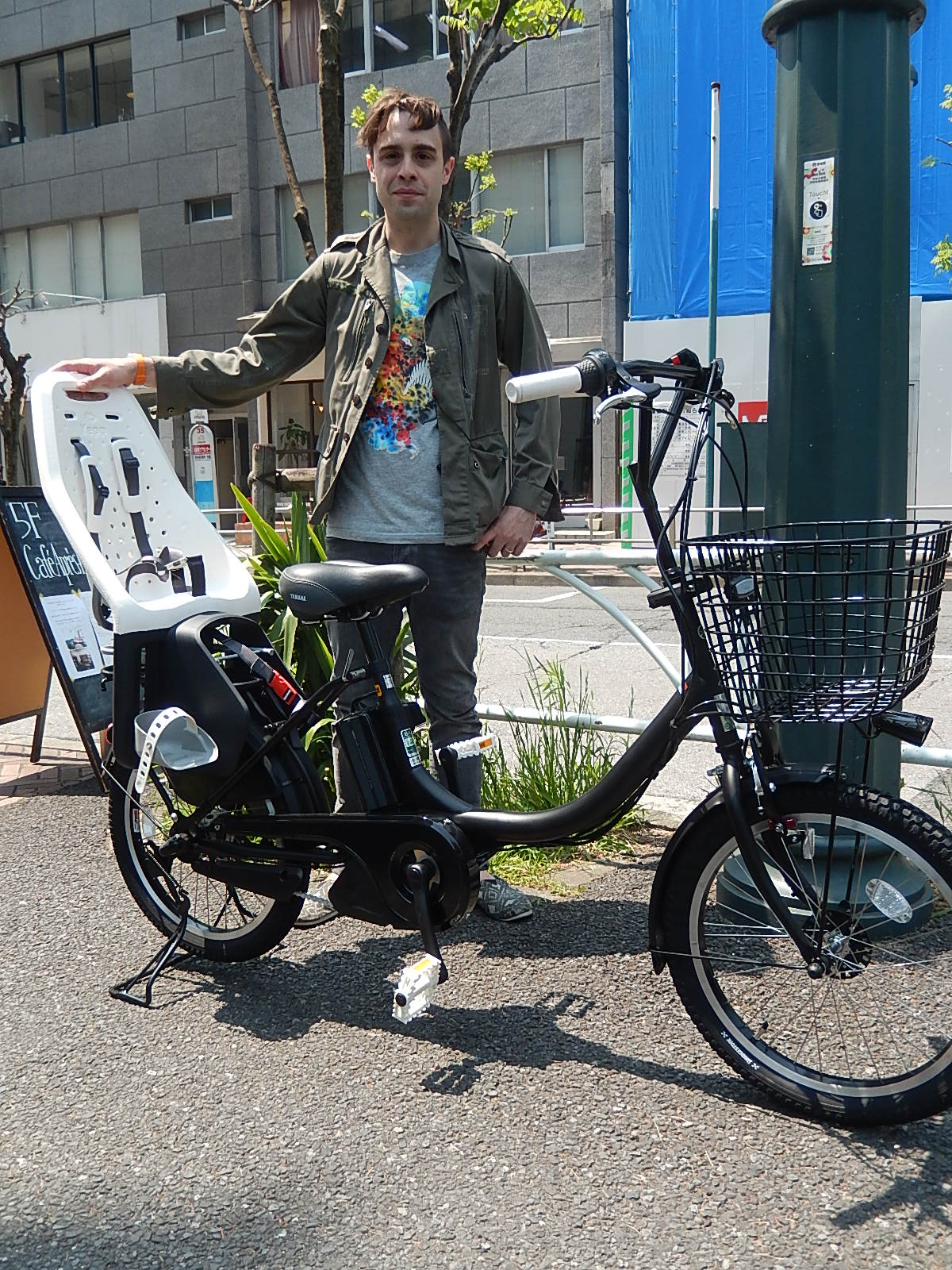 4月25日 渋谷 原宿 の自転車屋 FLAME bike前です!_e0188759_11595225.jpg
