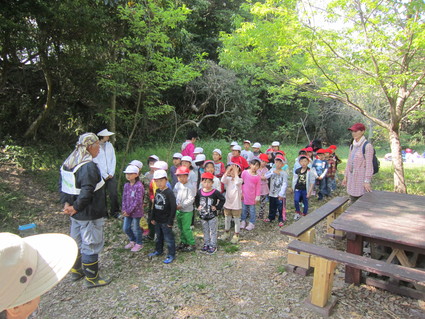 多奈川小学校1・2年の遠足　　　　by　　　(ナベサダ)_f0053885_20142.jpg