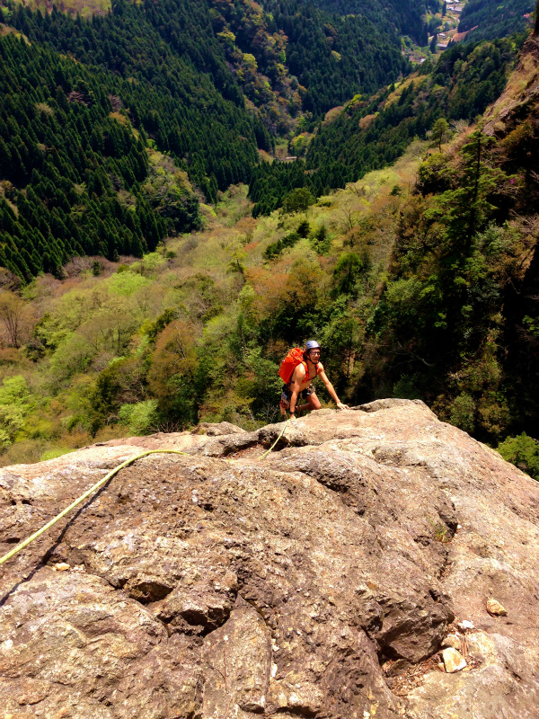 兵庫県 雪彦山　Multipitch Climbing 2014/04/23_b0220886_1116338.jpg