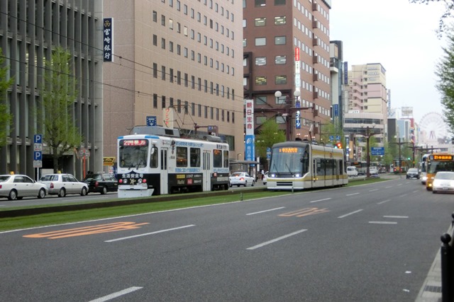 頑張れ今村岳司市長支持します、路面電車に乗って鹿児島の町を散策、町づくりは路面電車が最適夢の町作り_d0181492_2058538.jpg