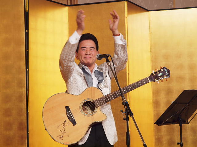 菅さんの歌_e0119092_1027786.jpg