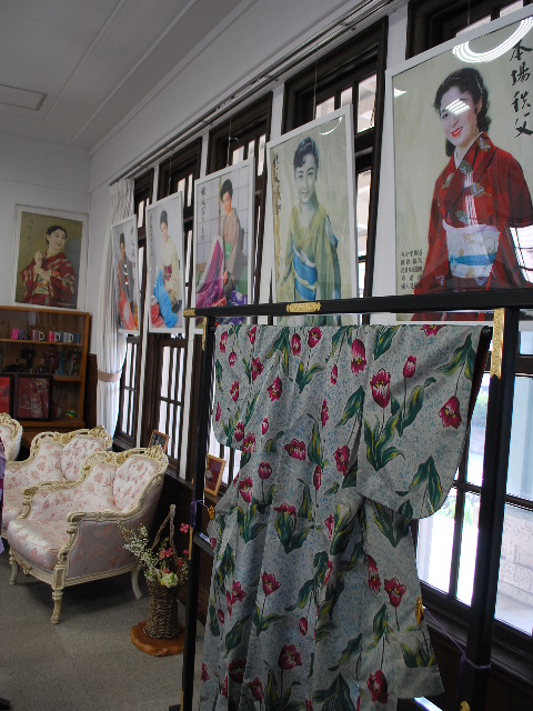 埼玉県秩父市のちちぶ銘仙館(昭和モダン建築探訪)_f0142606_9365933.jpg