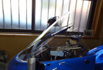 GSX-R　スクリーン交換_d0114611_16163314.jpg