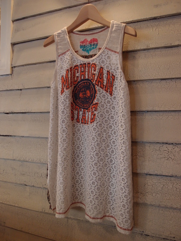 b0202416_1617100.jpg