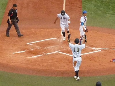 亜細亜大対青学大　４月２２日　東都大学野球１部　後半_b0166128_1614477.jpg