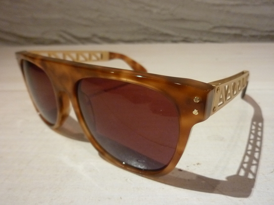“SUPER”&“BETONES” 入荷~!! _d0165136_19501595.jpg