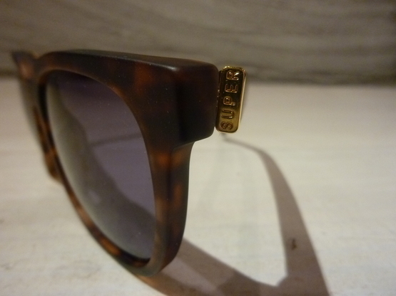 “SUPER”&“BETONES” 入荷~!! _d0165136_19513223.jpg