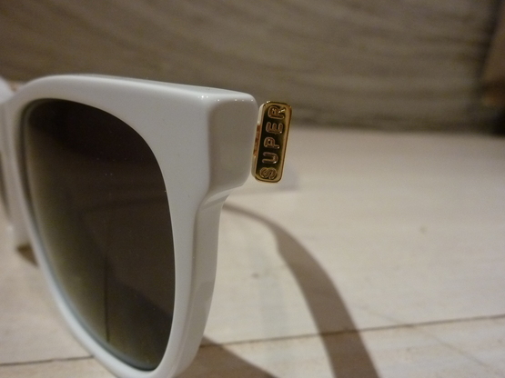 “SUPER”&“BETONES” 入荷~!! _d0165136_1957255.jpg