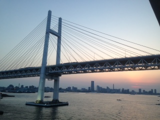 横浜港は夕焼け_b0068643_1823356.jpg