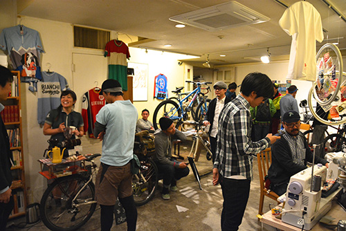 大名古屋自転車風俗展示会2014春のレポページをアップ_f0170779_10483237.jpg